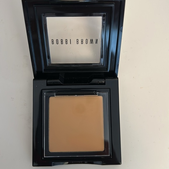 Bobbi Brown Foundation Stick Compact - Sand 2 - Picture 2 of 2